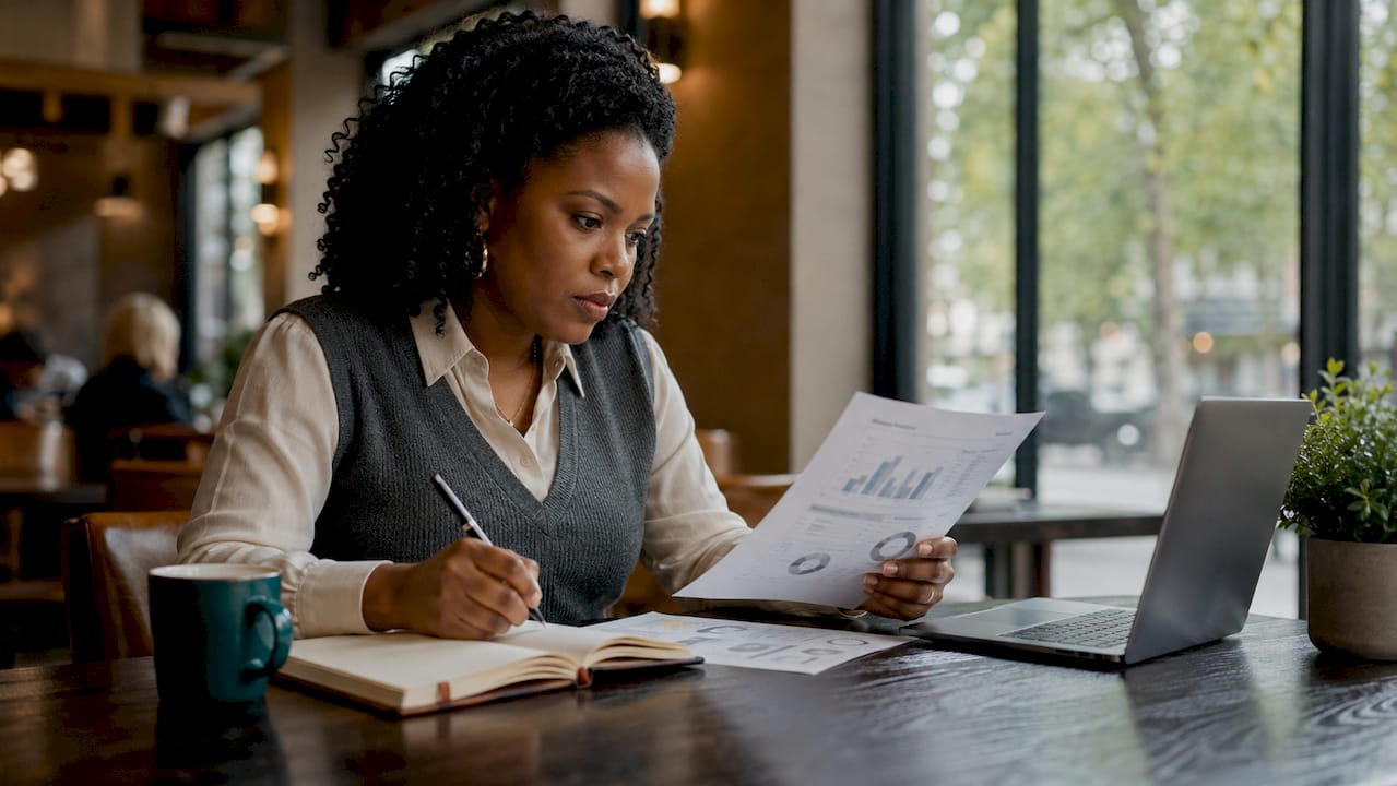 What Is Salary Benchmarking? HR Guide 2026