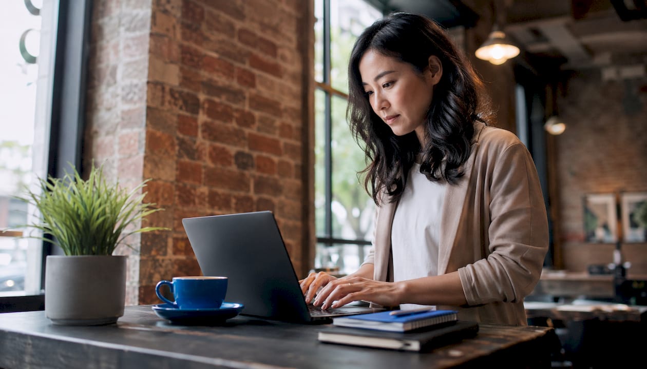 How to handle high volume inquiries with AI in 2026