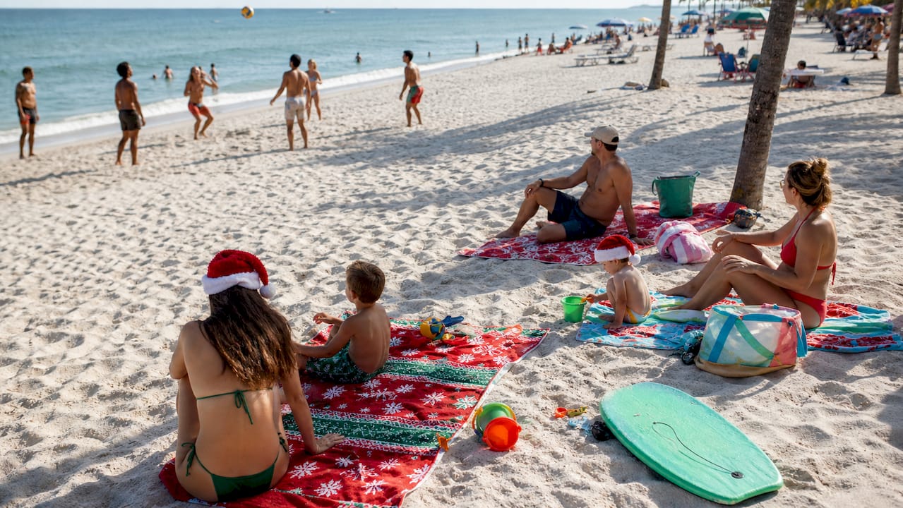 Sunny South Florida beach decorated for Christmas