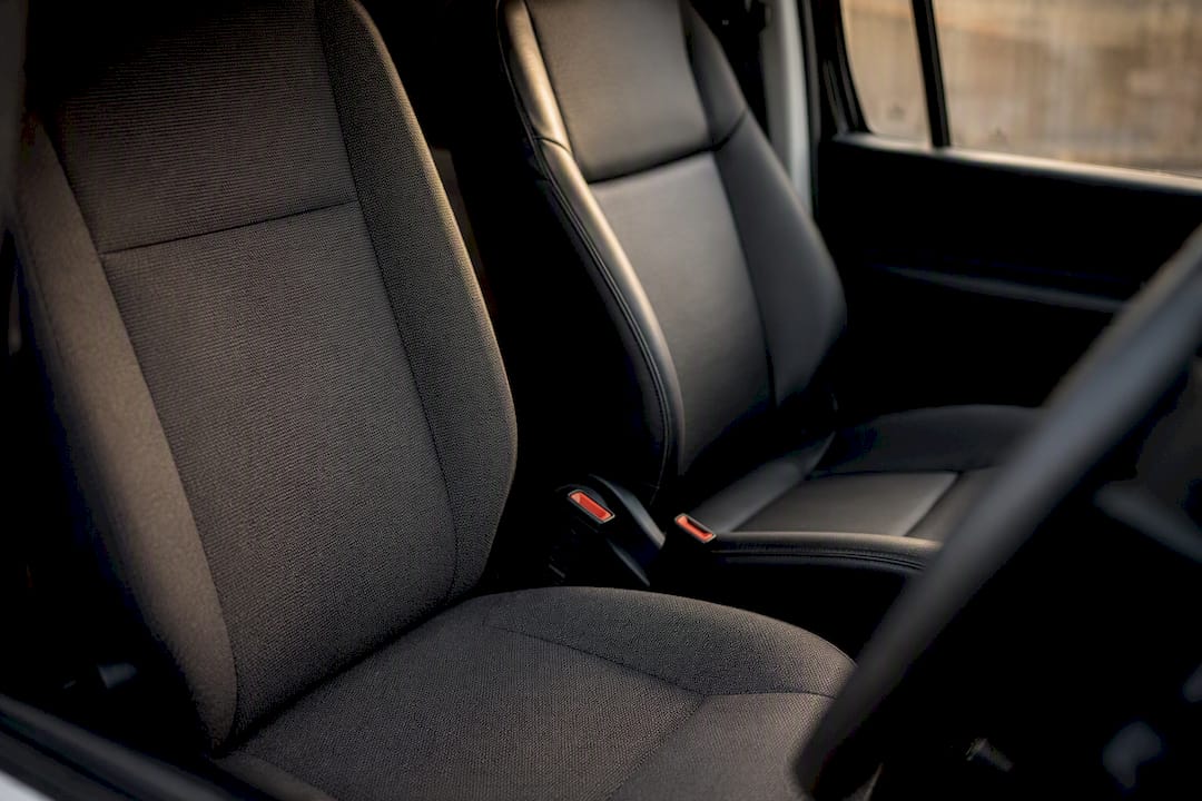 Comparison of leather and cloth van seats