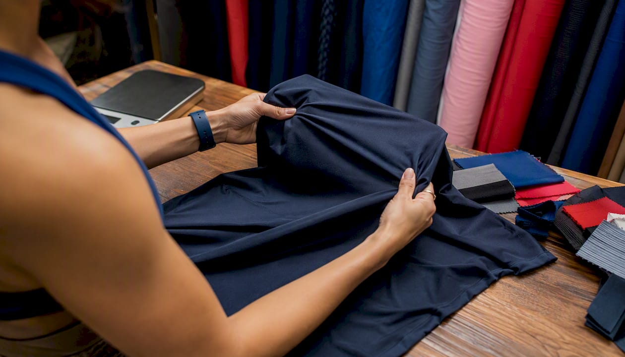 Hands stretching performance workout fabric