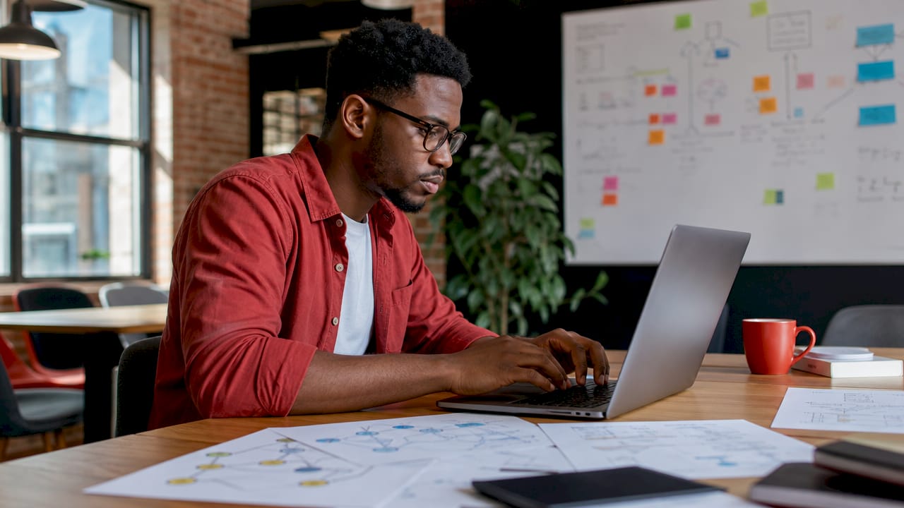 Hands typing Microsoft 365 migration commands