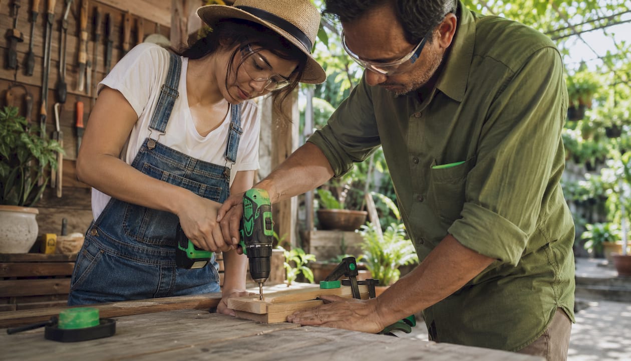 Apprentice learning drill skills with mentor