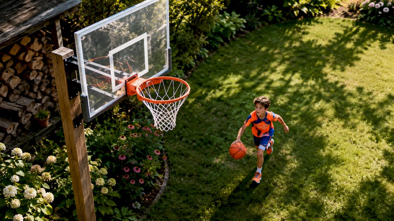 Acryl-Basketballkorb für draußen in der Einfahrt