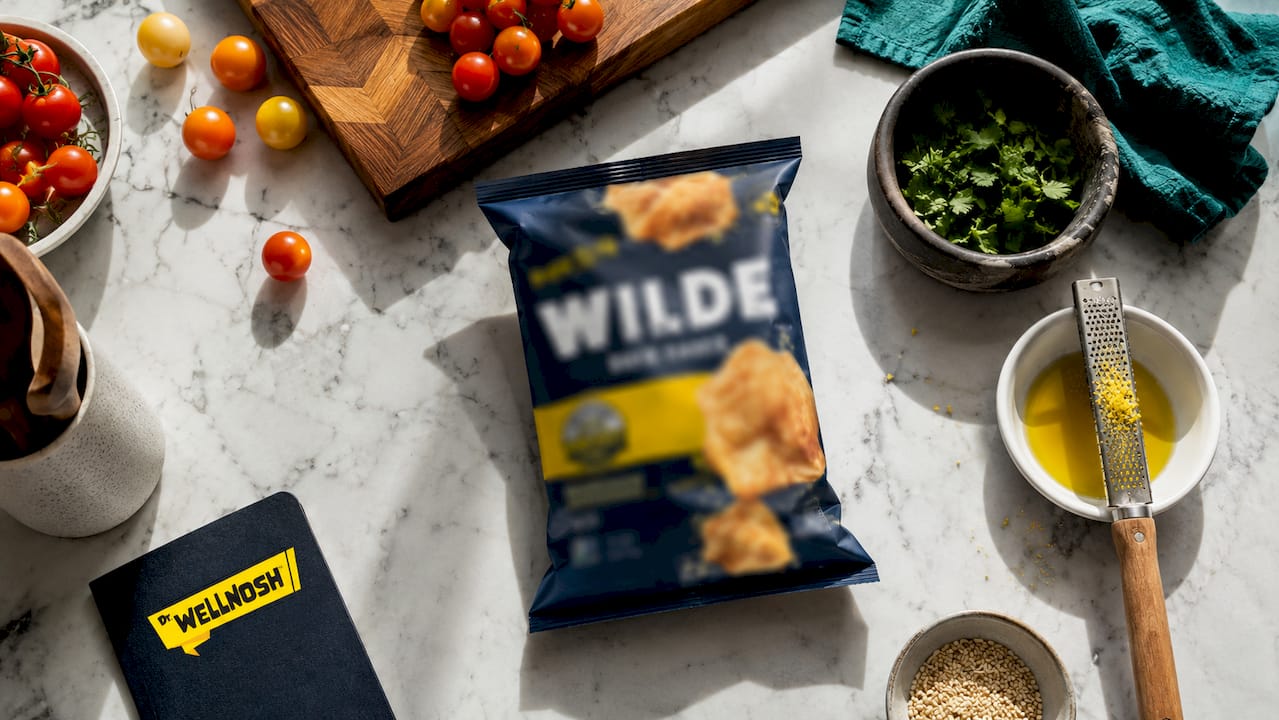 Package of protein chips with fresh ingredients