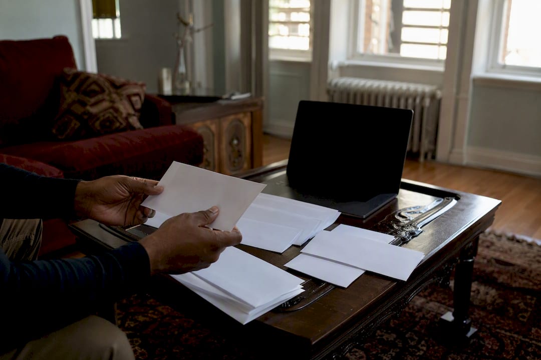 Should You Get Multiple Cash Offers Before Selling in Detroit?