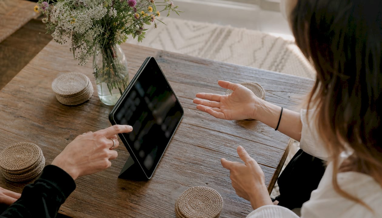 Group chat message exchange for wedding media coordination