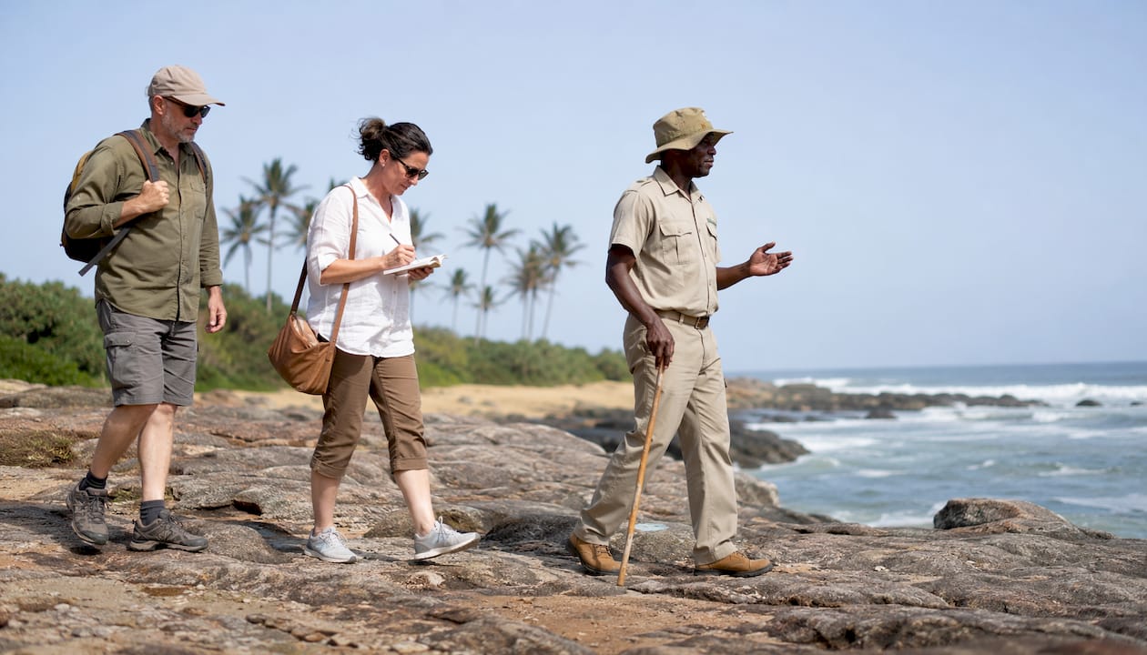 Entdecken Sie die faszinierende Welt des Waldes bei einer spannenden Tour mit einem erfahrenen Ranger, der Ihnen die Geheimnisse der Natur näherbringt.