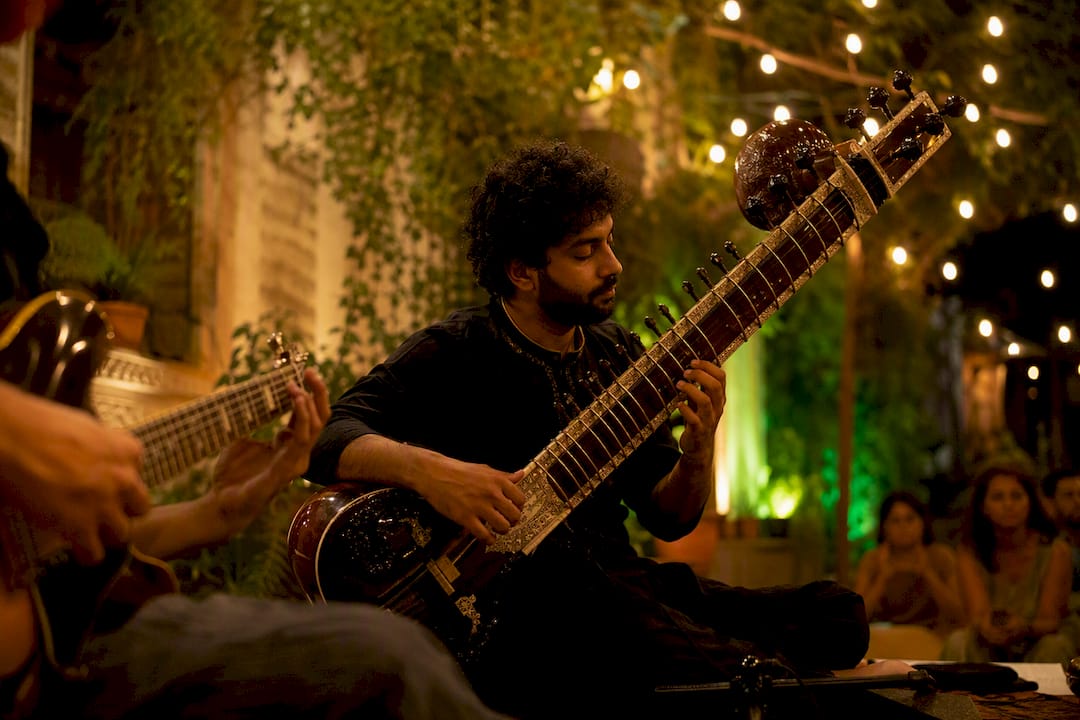 Rajib Karmakar sitarrajib Sitar Jazz Fusion: A Guide for Musicians and Listeners 2 Sitarist and jazz guitarist performing together