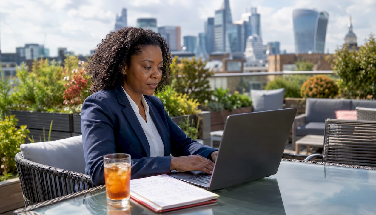 How workforce reports reduce labour costs in the UK