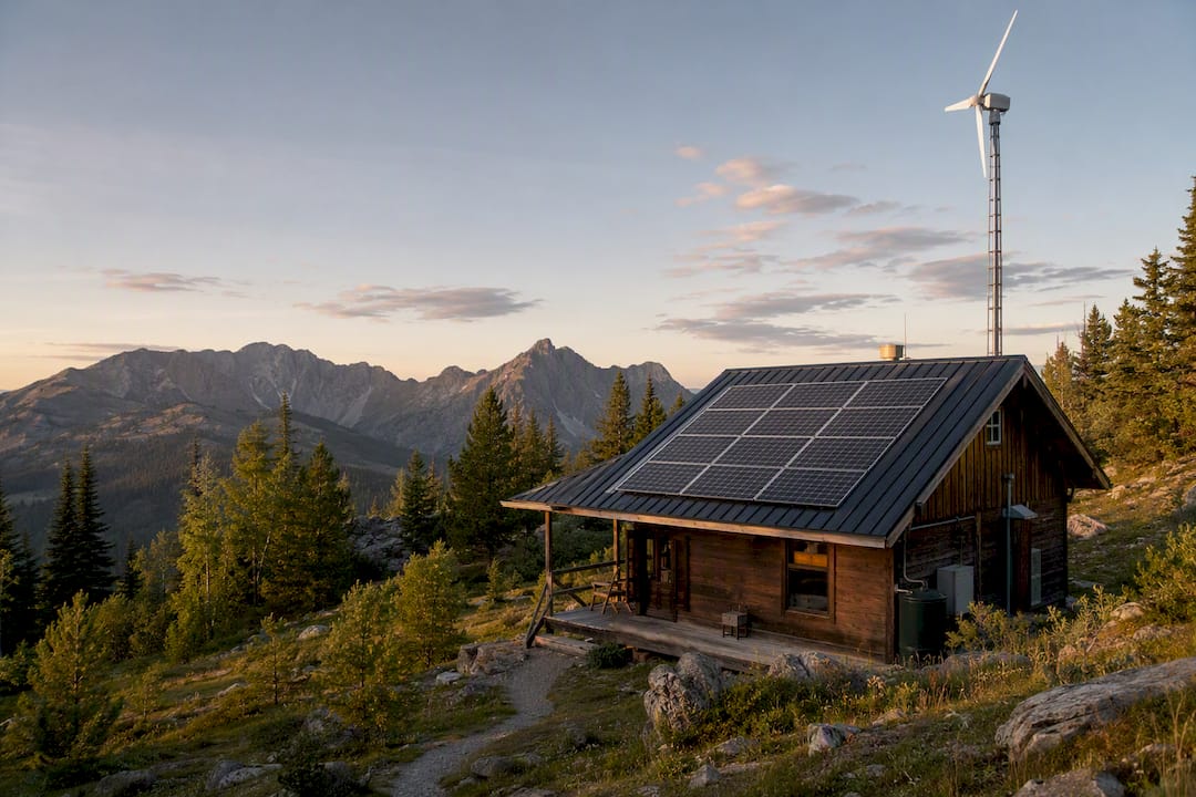 Mountain cabin with hybrid solar wind energy