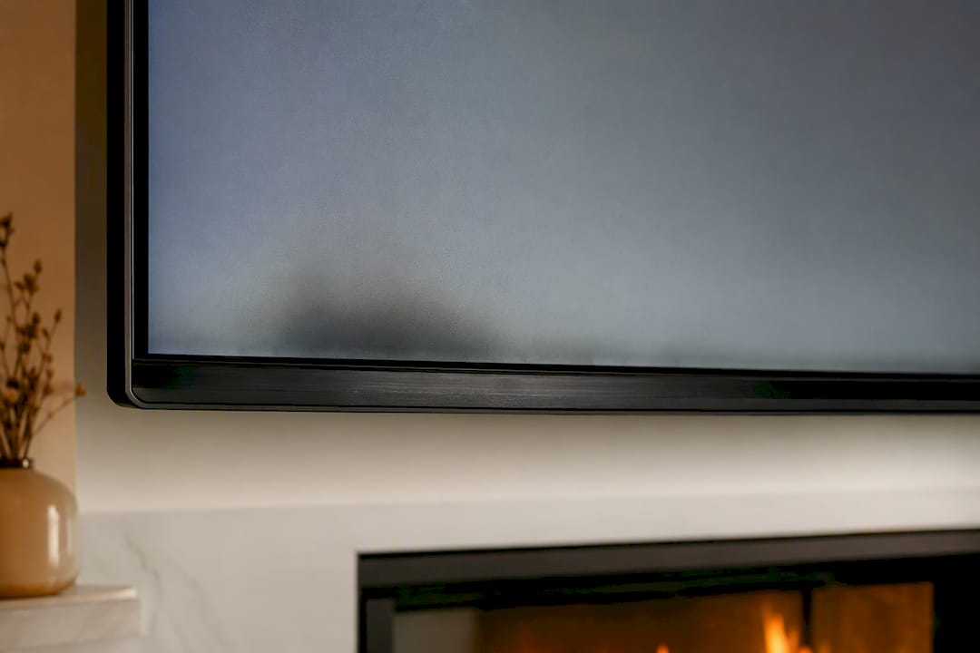 Uneven TV brightness near lower bezel