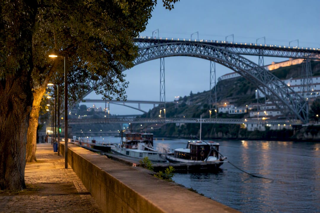 Dom Luís I Bridge over Douro River at Ribeira