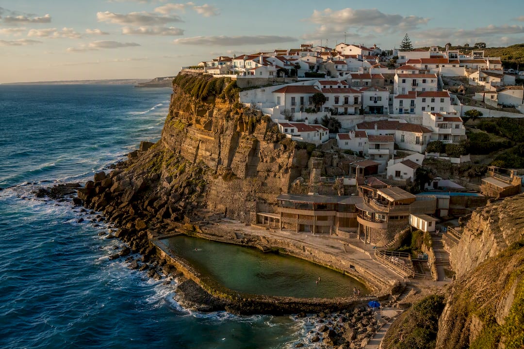 Azenhas do Mar cliff pool and houses