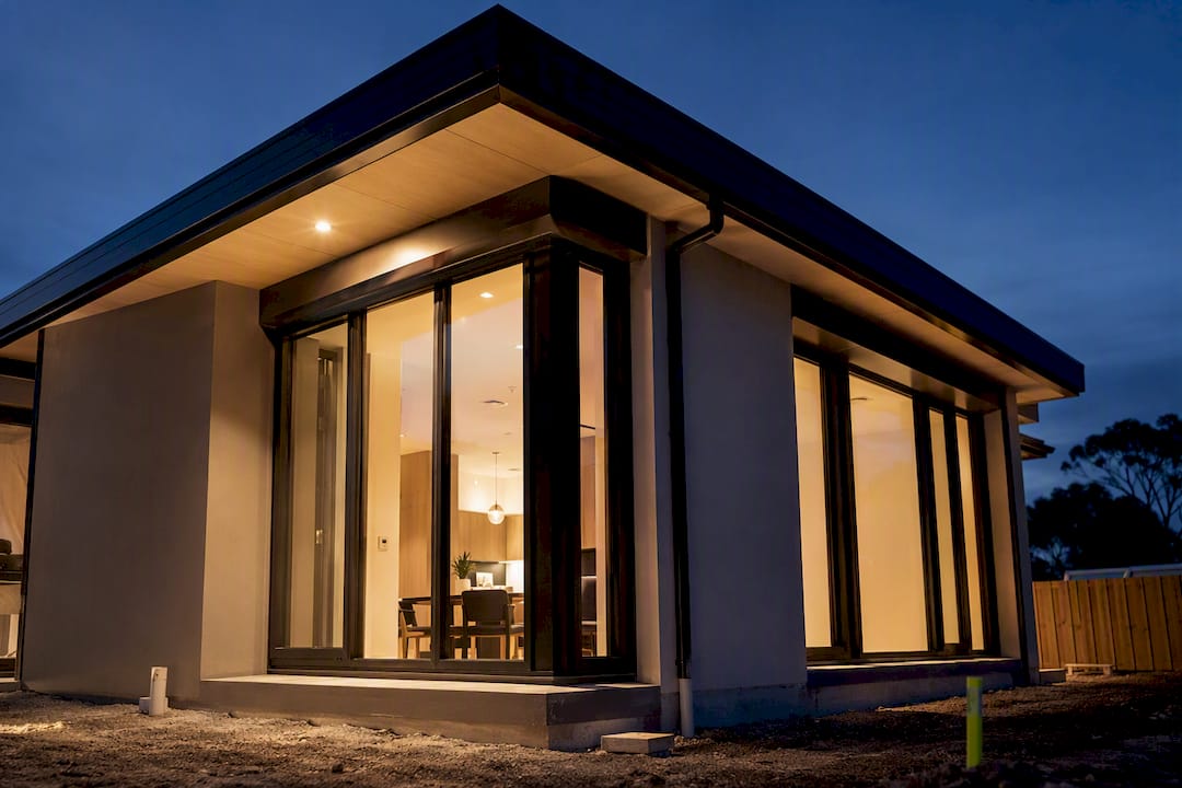 Melbourne home envelope with high-performance glazing