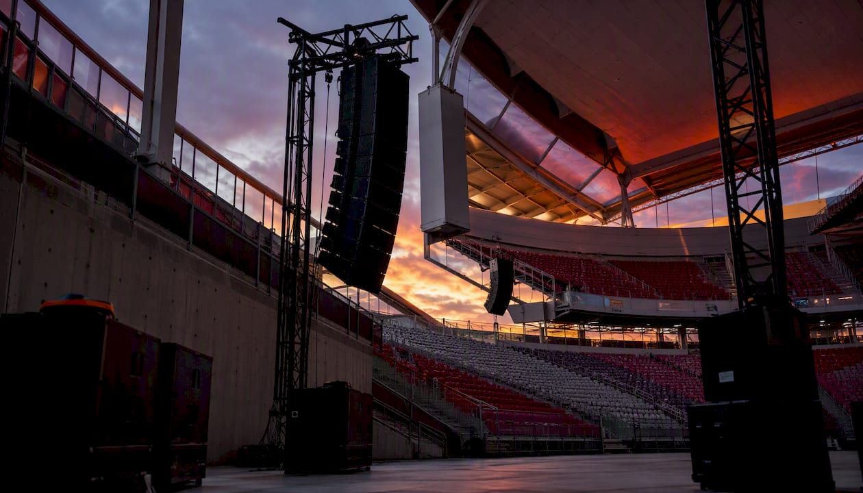 Empty arena showing PA speaker zones