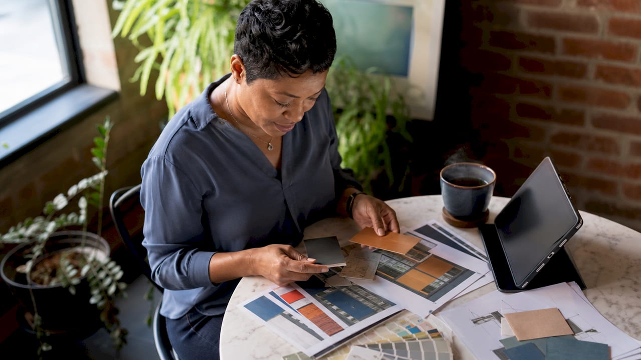 The Role of Signage in Brand Identity: A Pro Guide