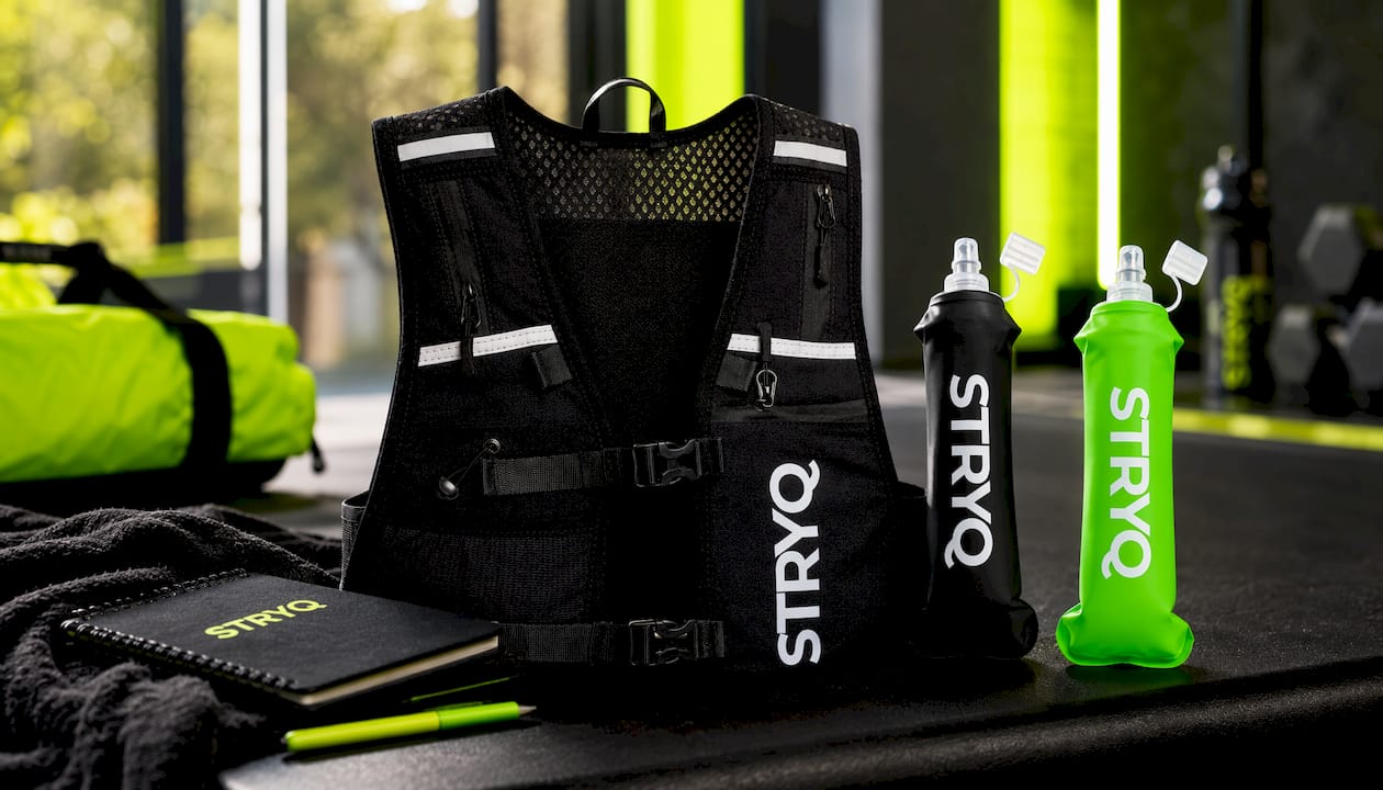 STRYQ HYDRATION RUNNING VEST