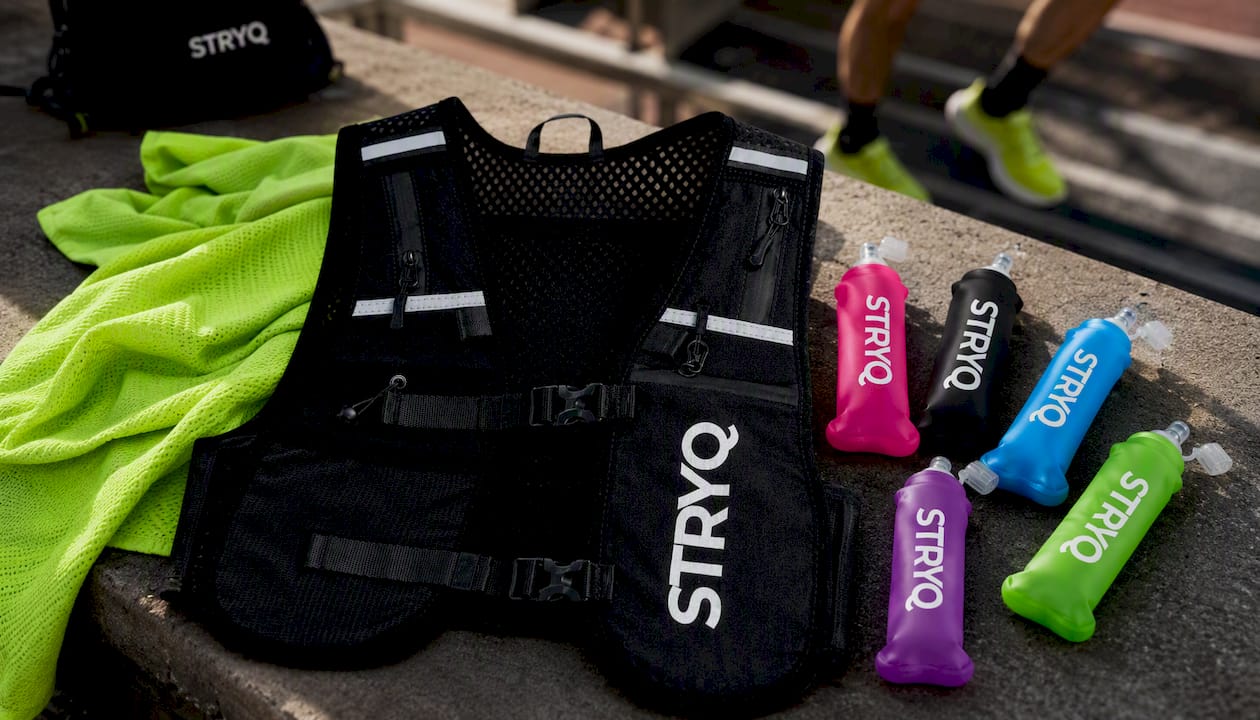 STRYQ HYDRATION RUNNING VEST