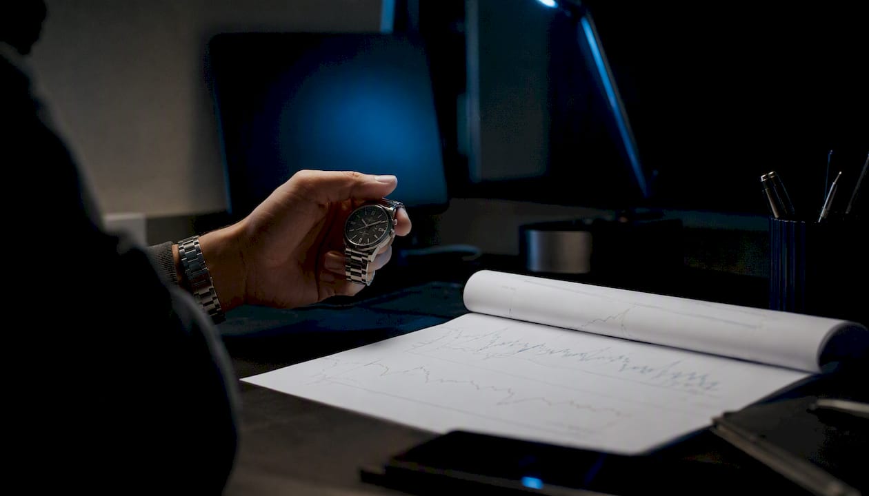 Hand timing rolling window expectancy evaluation