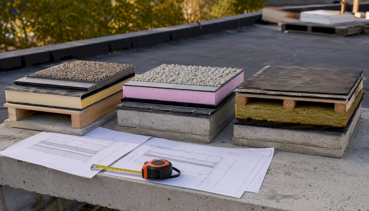 Vergelijking van verschillende isolatiemethoden voor platte daken