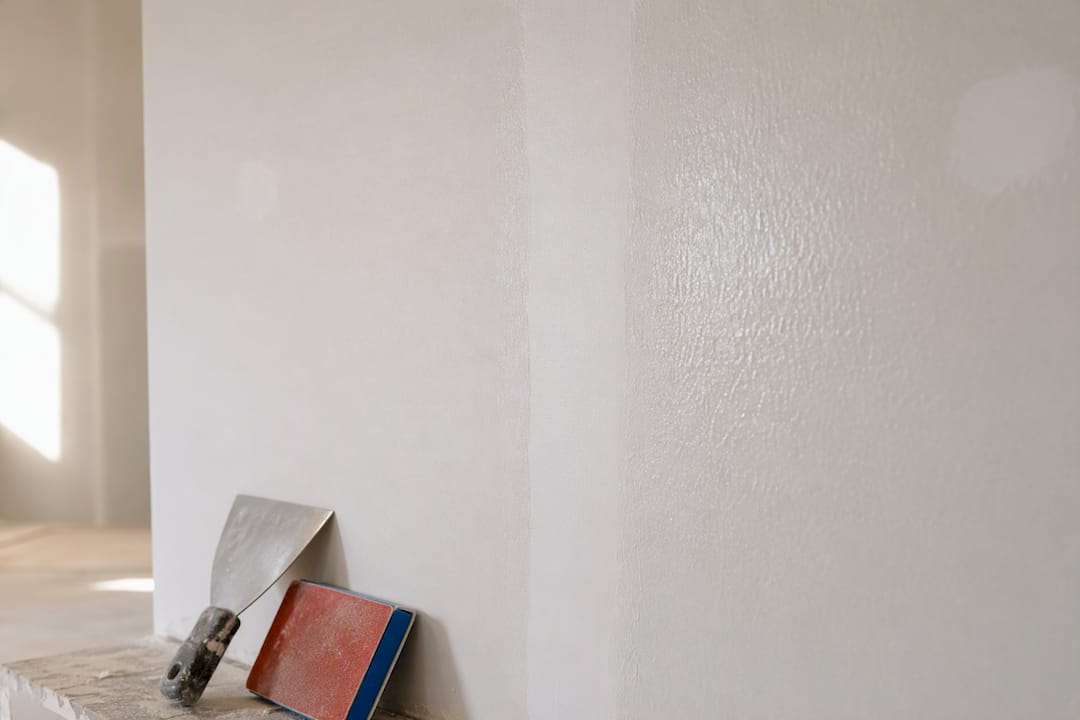 Uneven sheen on unprimed drywall
