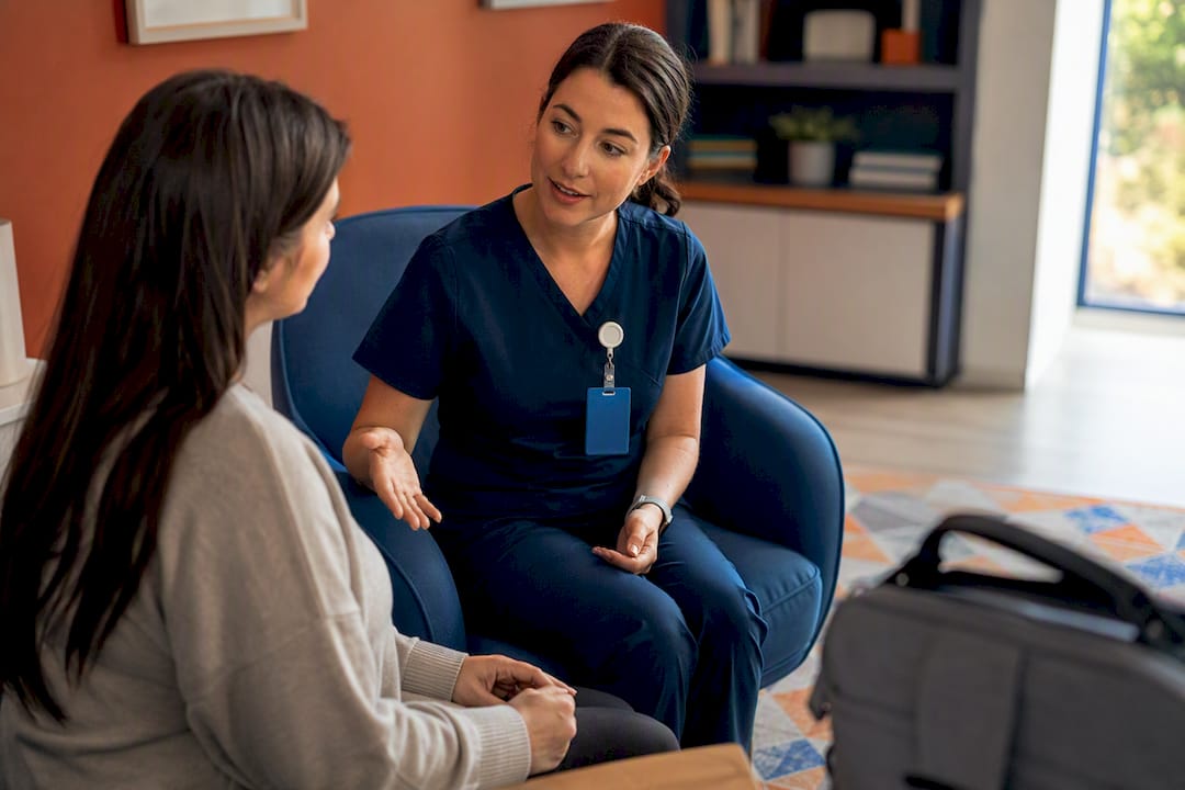 Parent asking nurse pediatric care questions