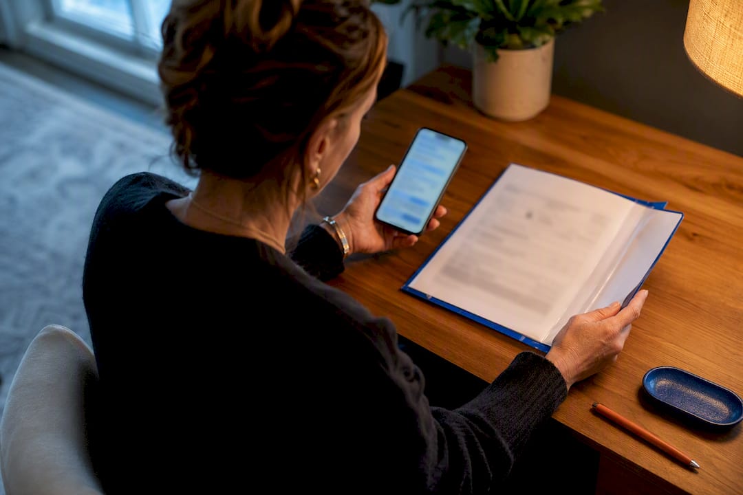 Parent comparing personal and nursing observations