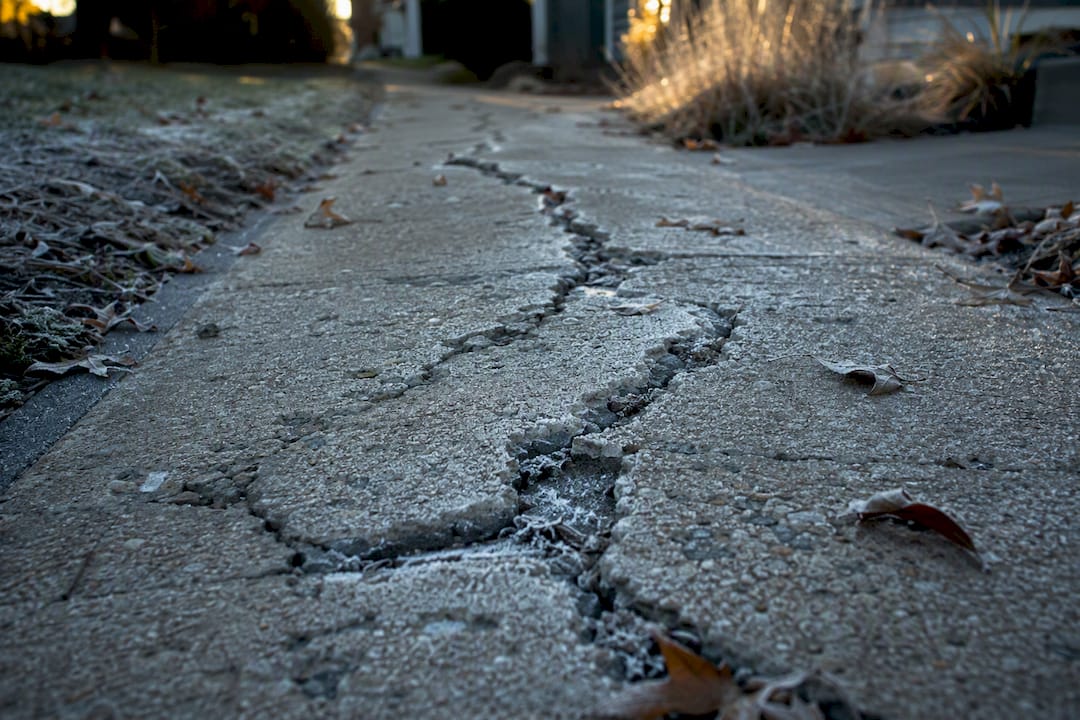 Freeze Thaw Concrete Damage: Causes, Fixes, and Prevention
