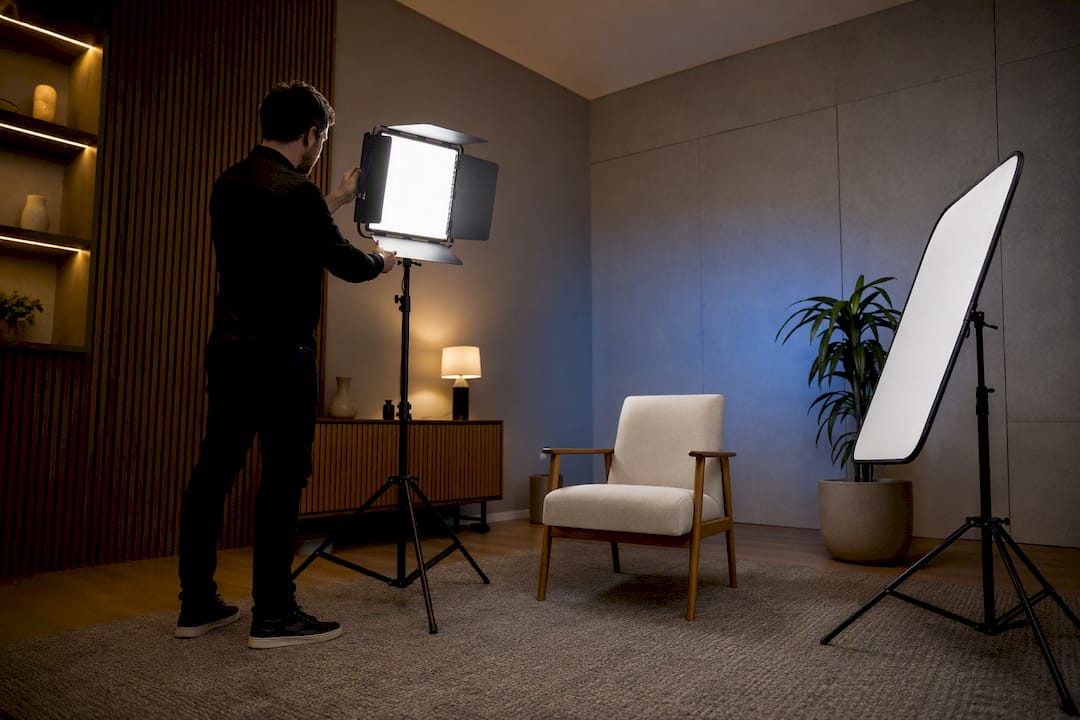 Encarga entrevista corporativa en vídeo desde 350 € para marketing | Videocontent Tu vídeo desde 350€ | 1788266122172 Luz principal y reflector para entrevista | videos-corporativos-videos Encarga entrevista corporativa en vídeo desde 350 € para marketing | Videocontent Tu vídeo desde 350€ | 1788266122172 Luz principal y reflector para entrevista | videos-corporativos-videos