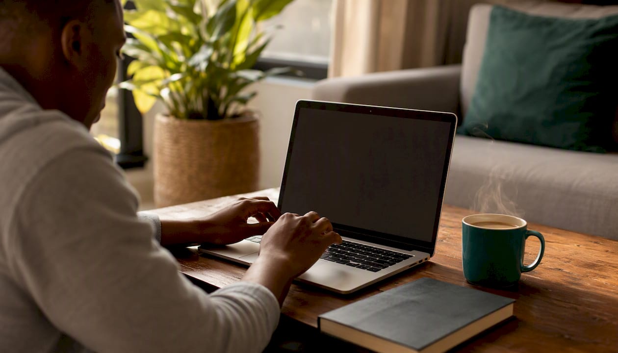 How to track job applications: templates & workflows