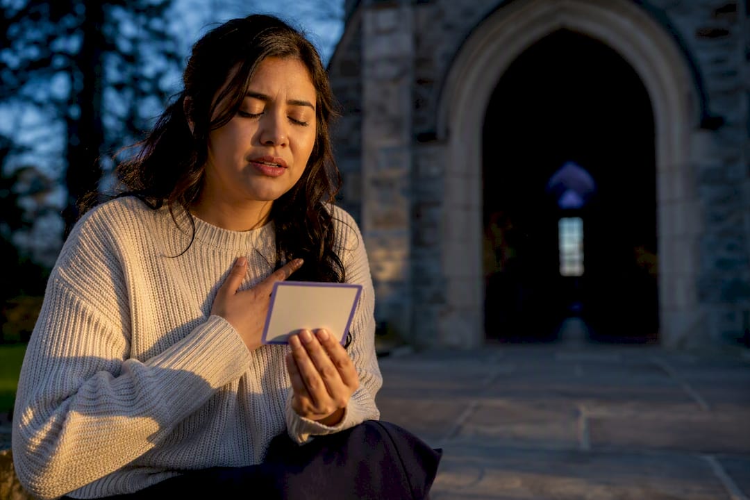 14 versículos clave sobre la soberanía de Dios para tu oración