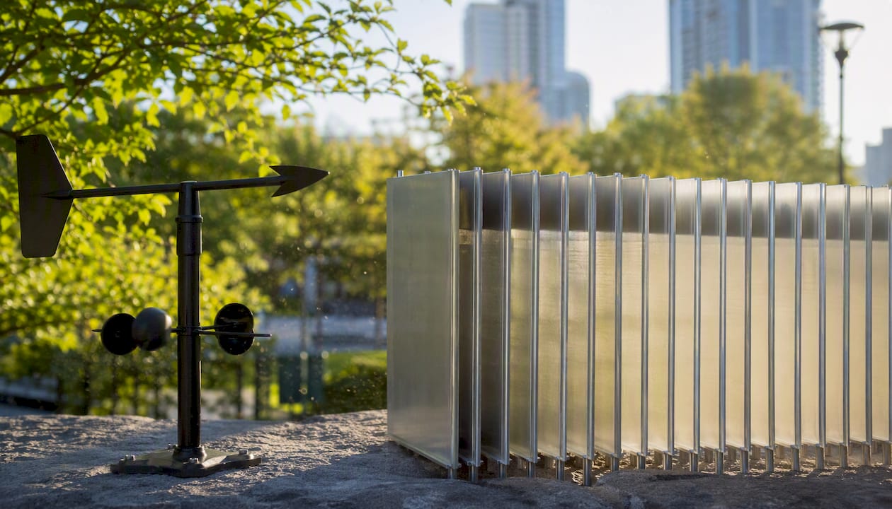 Heat sink fins with natural convection airflow