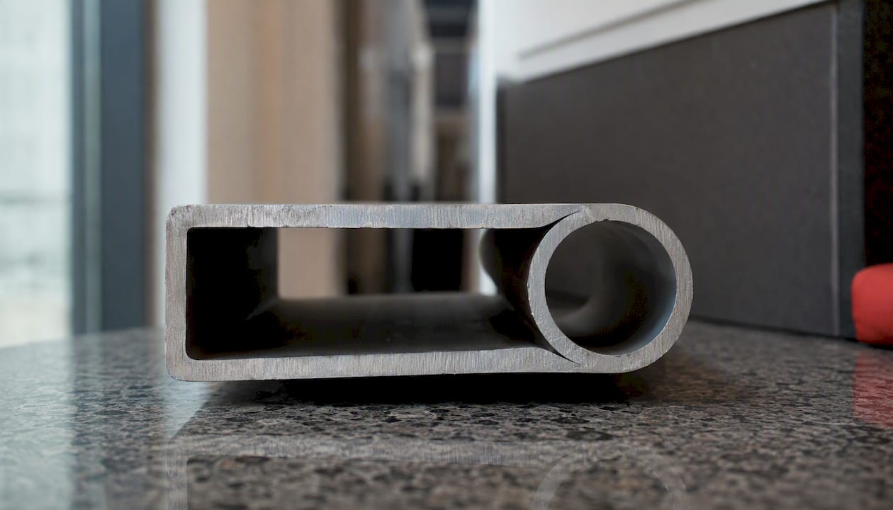 Cross-section models of rectangular and annular pipes