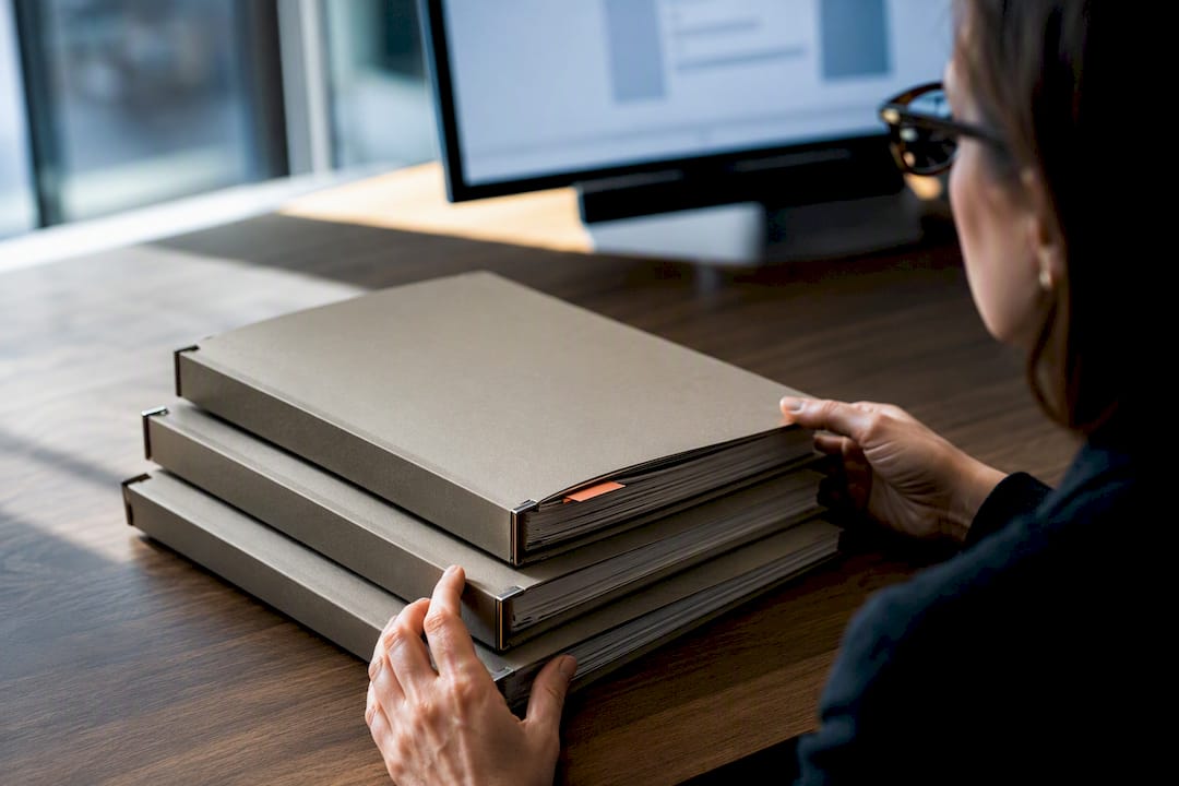 Reviewer tracing controlled document history