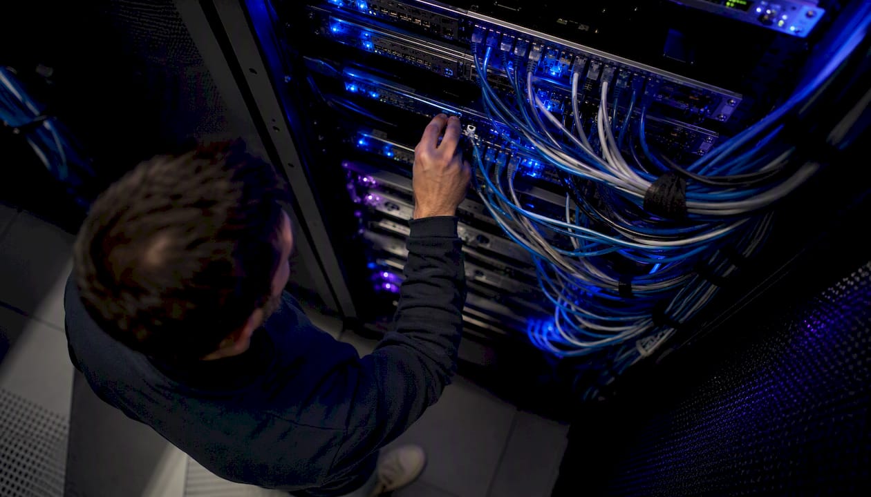 Come configurare un server Rust dedicato: guida 2026