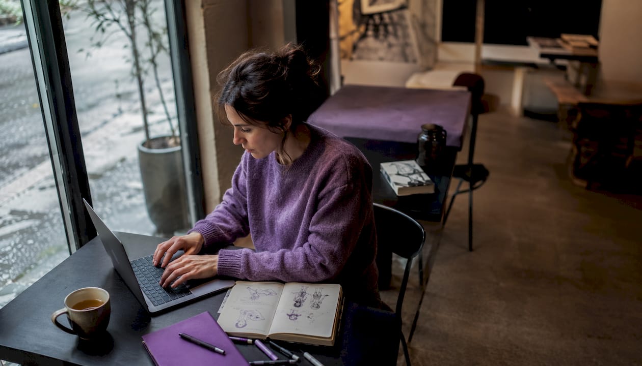 Best AI for Writing Fiction: Top Picks for Novelists