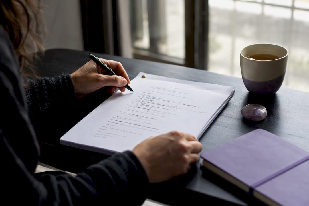 How to Write Realistic Dialogue That Sounds Human