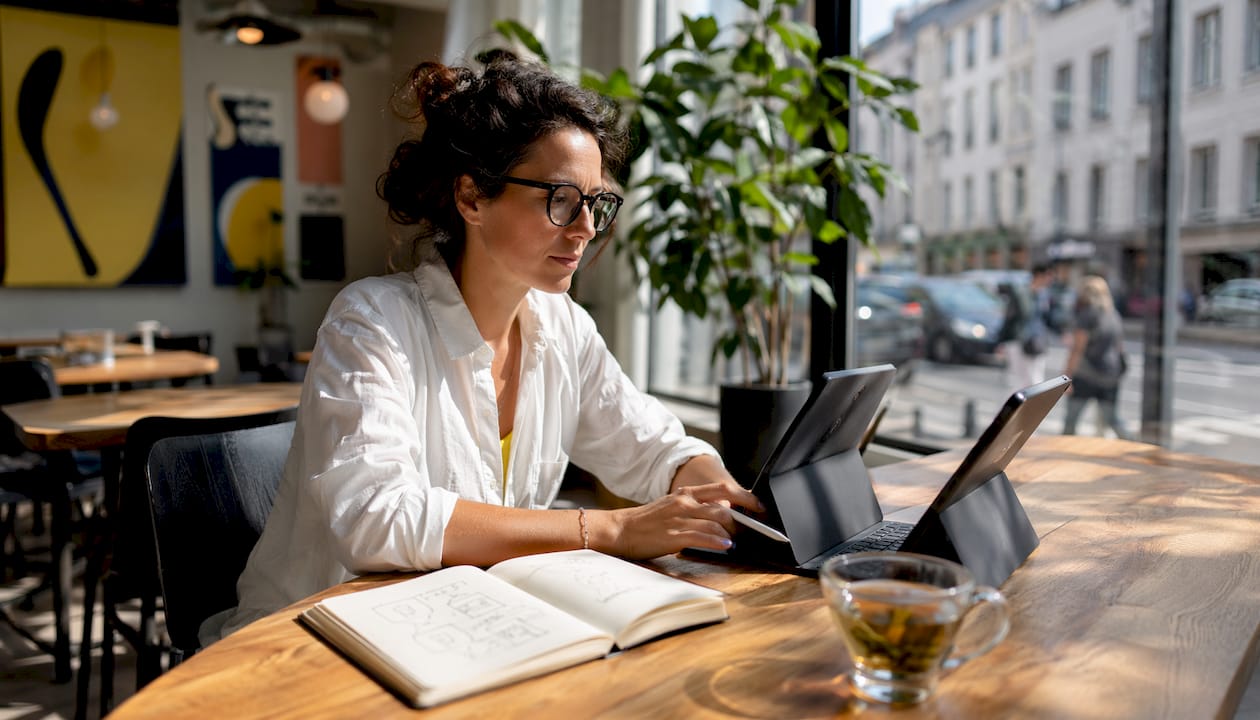 UX specialist evaluating digital product