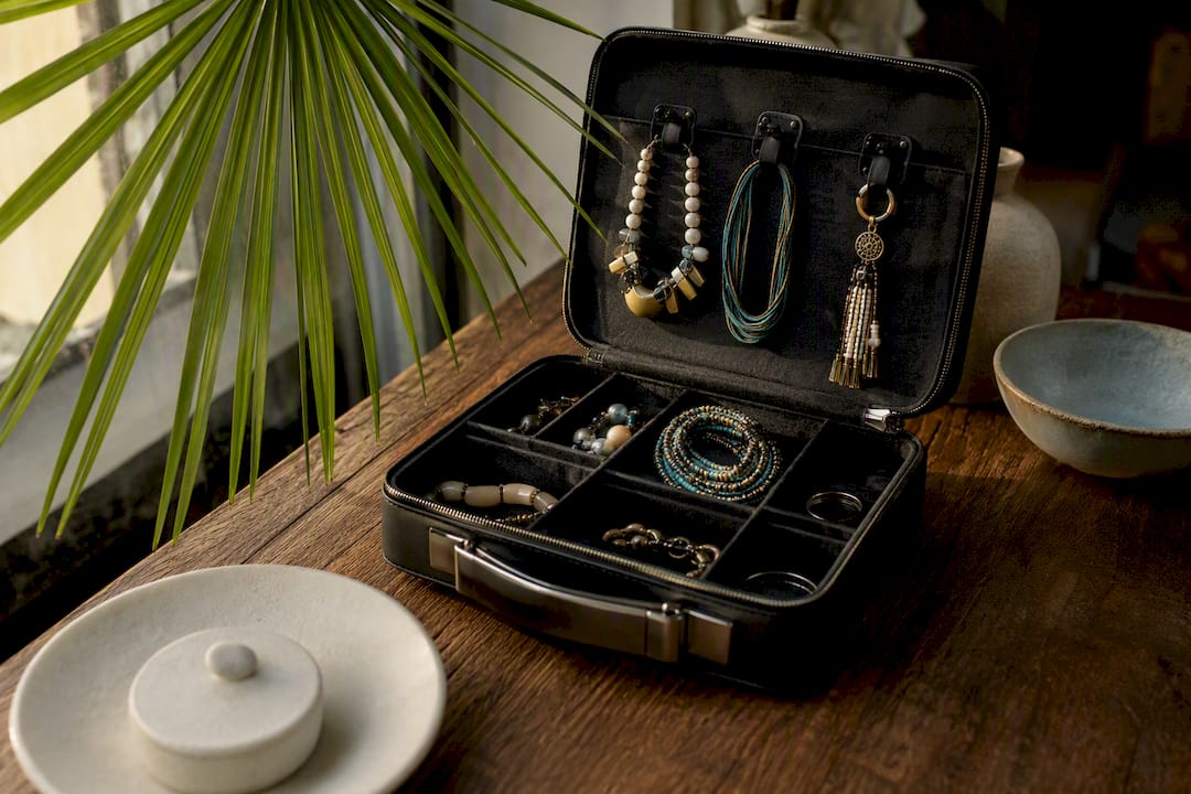 Compact travel jewelry organizer with necklaces