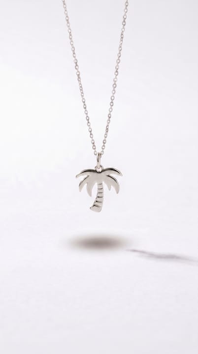 WYNWOOD BLVD Palm Tree Charm – Silver Classic | Stainless Steel Minimal Pendant