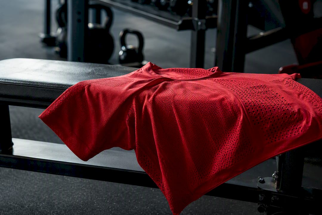 Ventilated mesh and knit detail of gym shirt