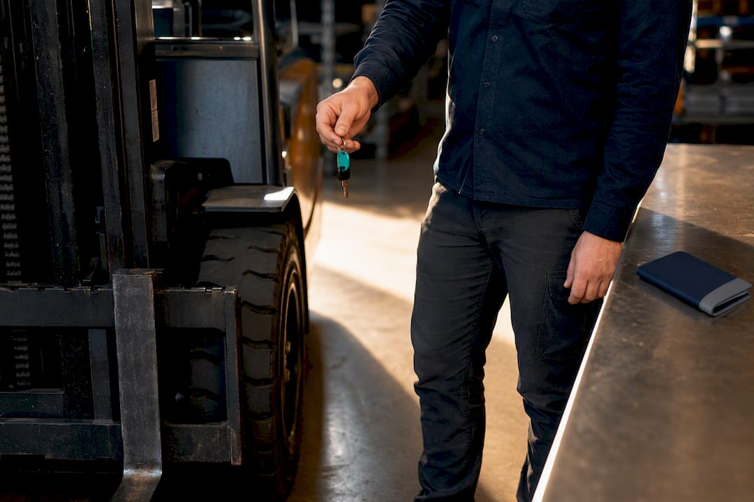 Stop BAS Surprises: 10% GST on Equipment Rentals for Aussie Dealers