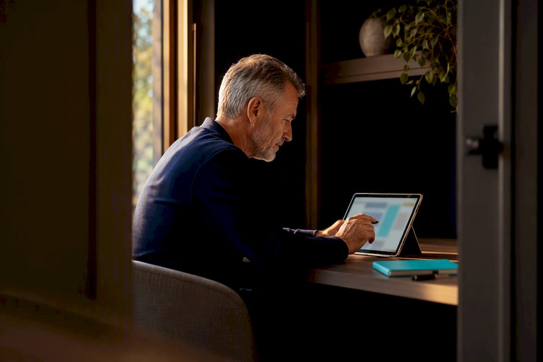 Australian retiree reviewing yearly retirement projection