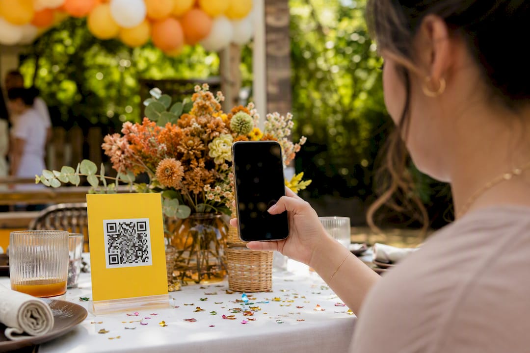 The easiest way to handle birthday party photo sharing