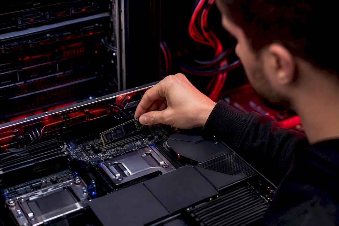KVM vs VMware: Which Hypervisor Fits Your Stack in 2026?
