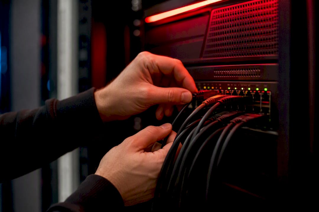 6 Scenarios That Decide: RDP vs VPS for Beginners