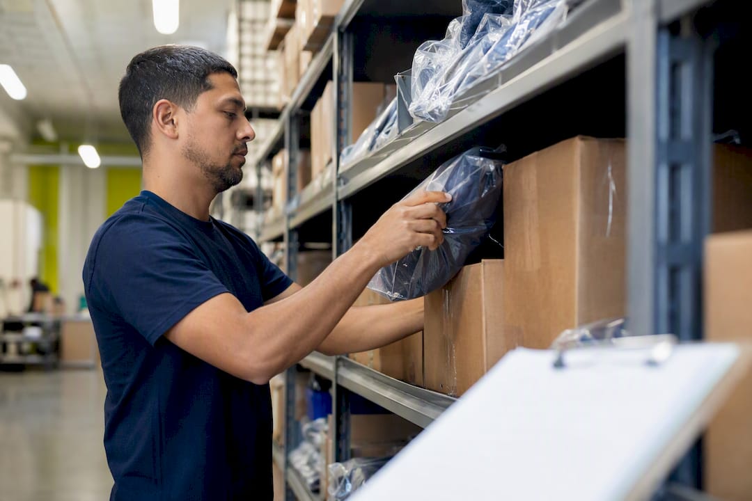 Franchisee stocking inventory in retail stockroom