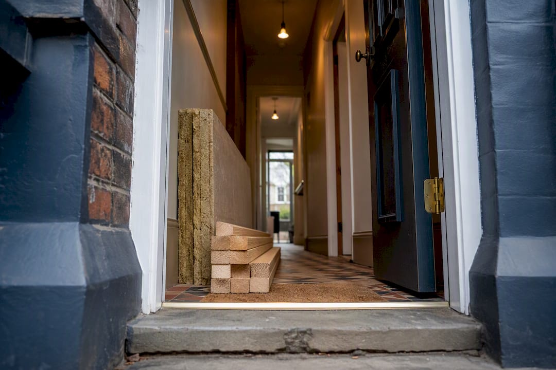 3 ways UK homeowners extend with no side access using design and build