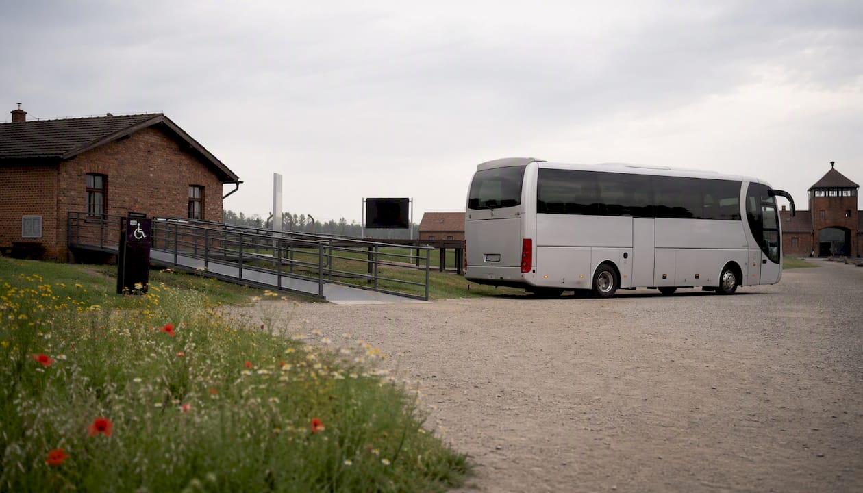 Ramp and shuttle bus at Auschwitz memorial site